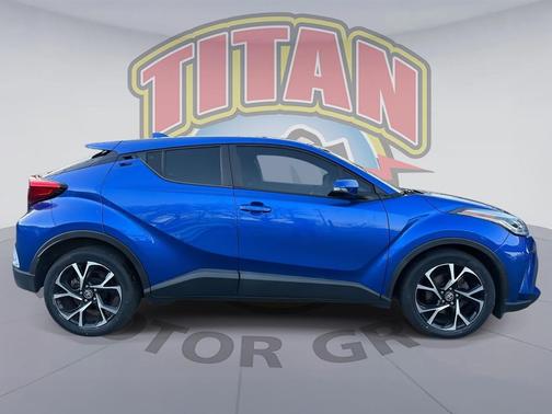 2021 Toyota C-HR XLE