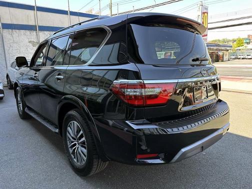 Super Black 2023 Nissan Armada SL 4WD