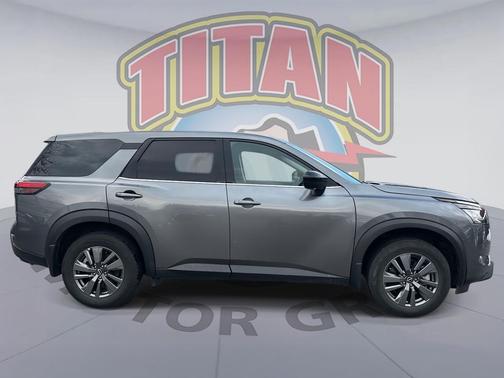 2024 Nissan Pathfinder S 4WD