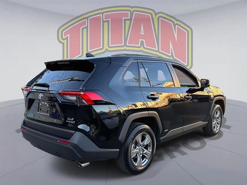 2023 Toyota RAV4 Hybrid XLE