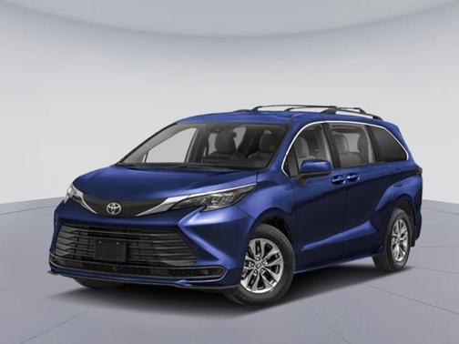 2025 Toyota Sienna LE