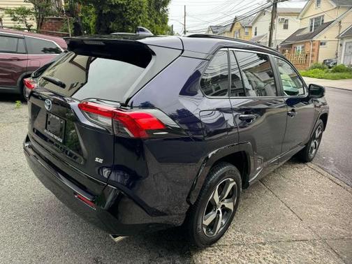 2023 Toyota RAV4 Prime SE