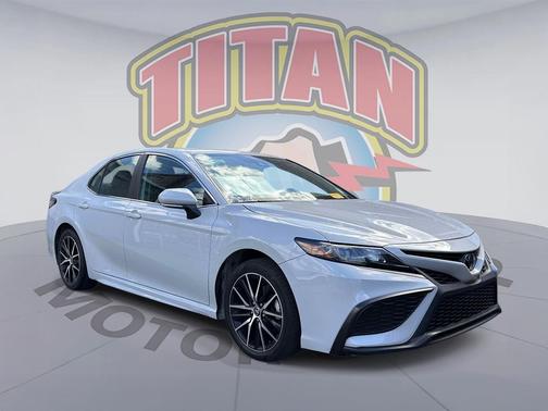 Ice Edge 2024 Toyota Camry SE