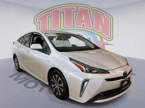 2021 Toyota Prius LE