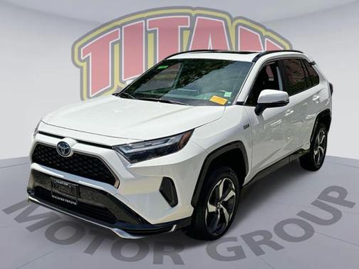 2024 Toyota RAV4 Prime SE