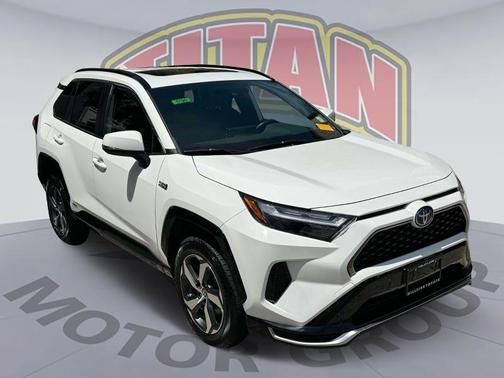 2024 Toyota RAV4 Prime SE