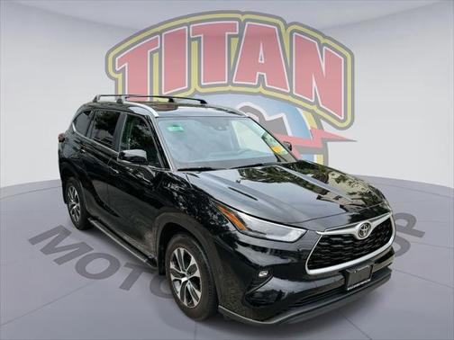 2023 Toyota Highlander L