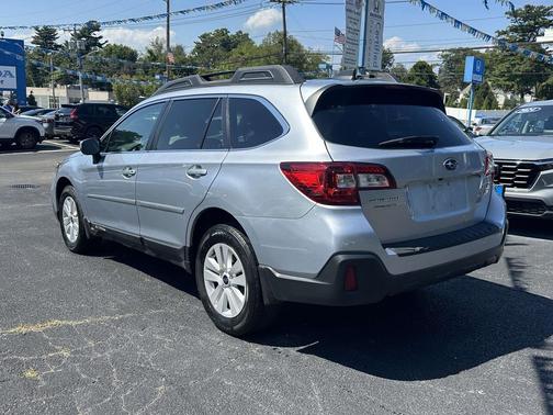 2018 Subaru Outback 2.5i Premium