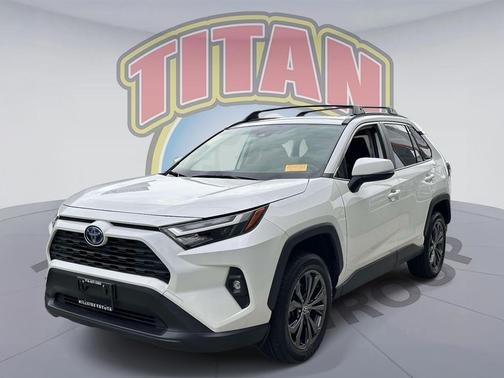 Blizzard Pearl 2022 Toyota RAV4 Hybrid XLE Premium