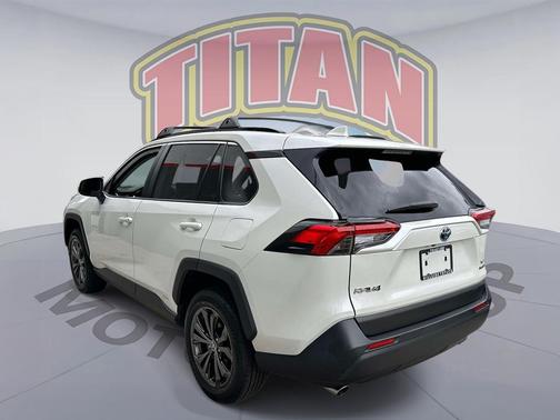 Blizzard Pearl 2022 Toyota RAV4 Hybrid XLE Premium