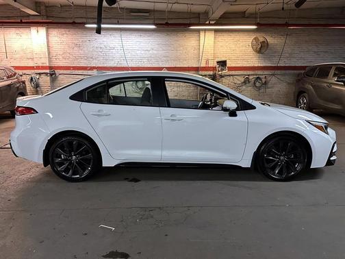 2023 Toyota Corolla SE