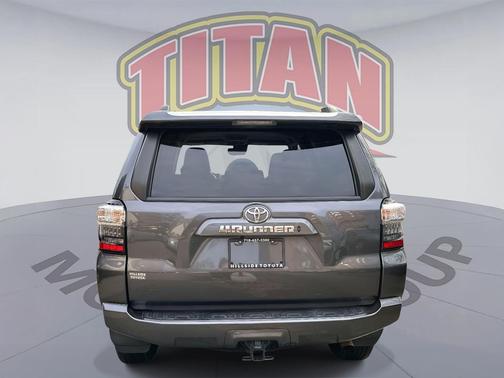 2022 Toyota 4Runner SR5