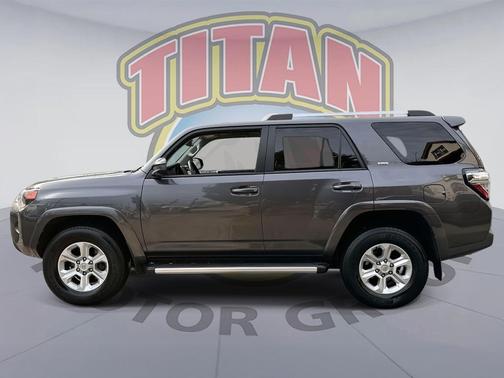 2022 Toyota 4Runner SR5