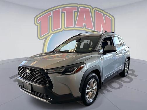 2024 Toyota Corolla Cross LE