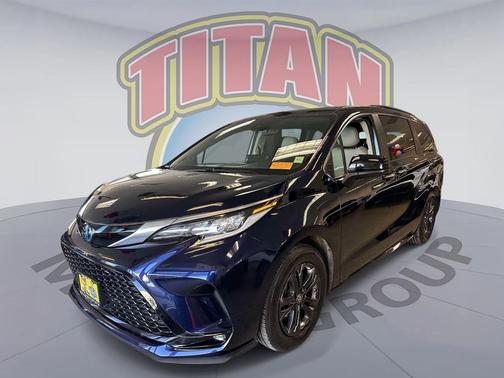 2024 Toyota Sienna XSE 7 Passenger