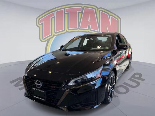 Super Black 2023 Nissan Altima SR Intelligent AWD