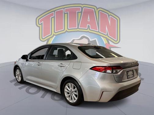 Classic Silver Metallic 2025 Toyota Corolla LE