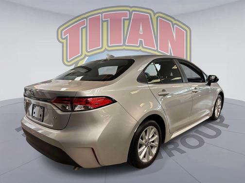 Classic Silver Metallic 2025 Toyota Corolla LE