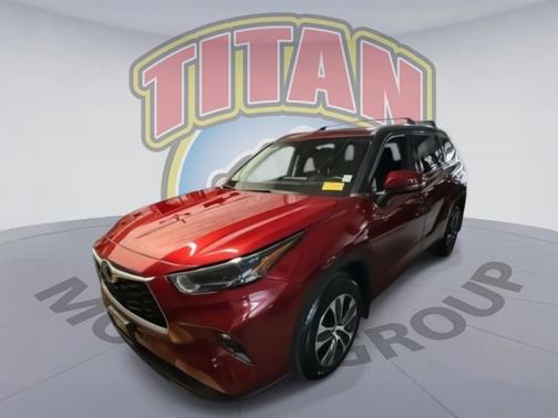 2022 Toyota Highlander XLE