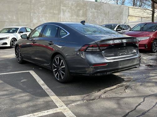 2024 Honda Accord Hybrid Touring