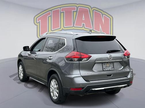 2020 Nissan Rogue SV