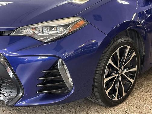 Blue Crush Metallic 2019 Toyota Corolla SE