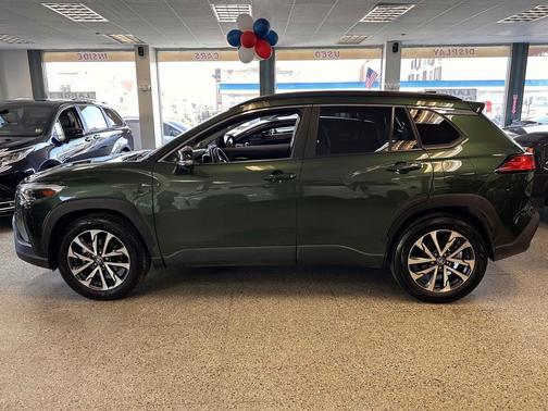 2025 Toyota Corolla Cross XLE