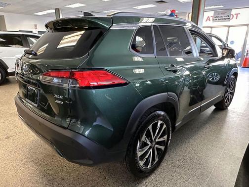 2025 Toyota Corolla Cross XLE