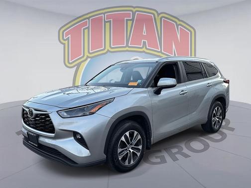 2024 Toyota Highlander XLE