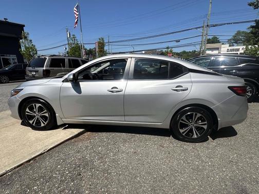 Brilliant Silver Metallic 2023 Nissan Sentra SV