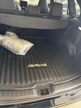 2023 Toyota RAV4 Prime SE