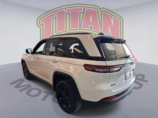 Bright White Clearcoat 2024 Jeep Grand Cherokee Limited