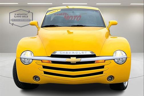 2004 Chevrolet SSR Reg Cab 116.0'' WB LS