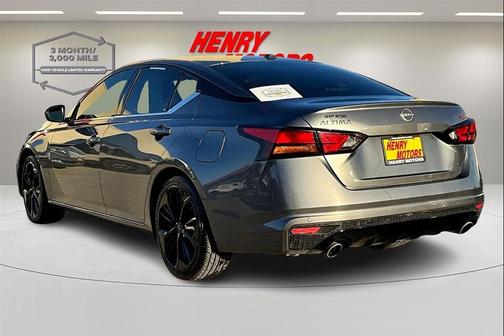 2023 Nissan Altima SR FWD