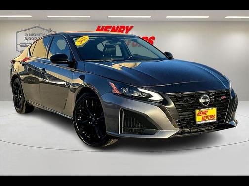 2023 Nissan Altima SR FWD