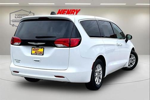 White 2023 Chrysler Voyager LX