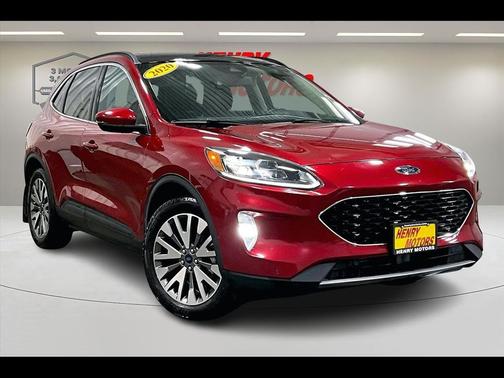 2020 Ford Escape Titanium