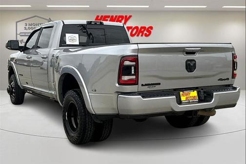 2022 RAM 3500 Laramie Crew Cab 4x4 8' Box