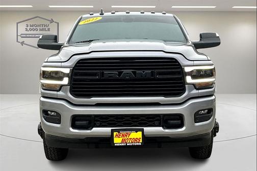 2022 RAM 3500 Laramie Crew Cab 4x4 8' Box
