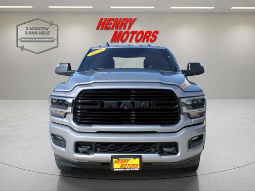 2022 RAM 3500 Laramie Crew Cab 4x4 8' Box