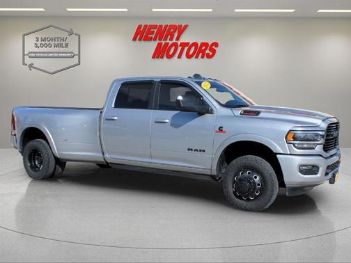 2022 RAM 3500 Laramie Crew Cab 4x4 8' Box