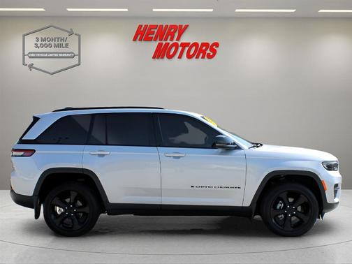 2023 Jeep Grand Cherokee Altitude