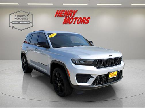 2023 Jeep Grand Cherokee Altitude