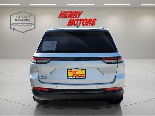 2023 Jeep Grand Cherokee Altitude