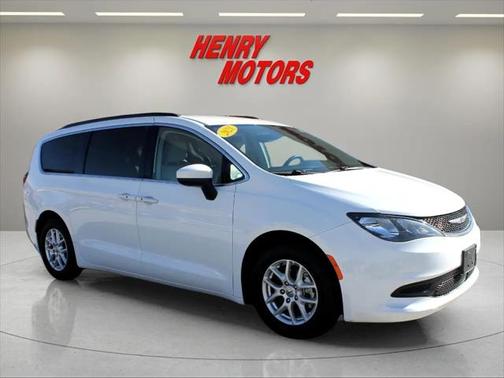 2021 Chrysler Voyager LXI