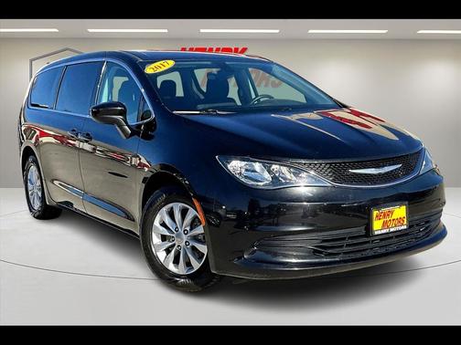 2017 Chrysler Pacifica Touring