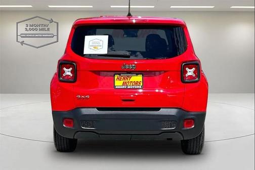 Red 2023 Jeep Renegade Latitude