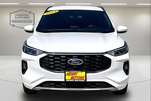 White 2024 Ford Escape ST-Line Select