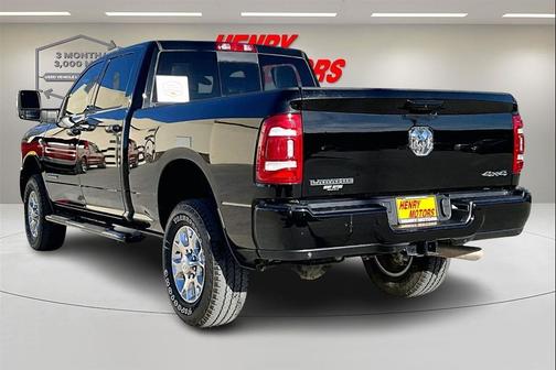 2024 RAM 2500 Laramie Crew Cab 4x4 6'4' Box
