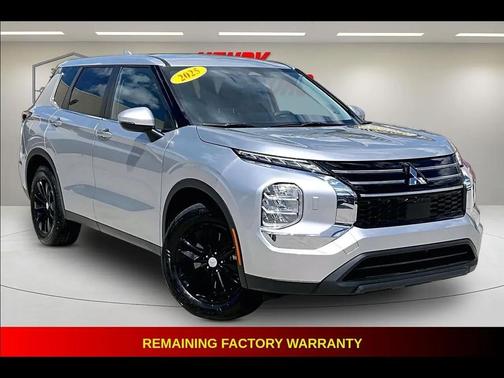 Silver 2025 Mitsubishi Outlander ES 2.5 S-AWC